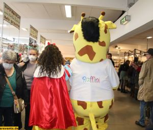 Raffini-Maskottchen-Walkact_Messe-12