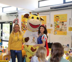 Raffini-Maskottchen-Walkact_Messe-18