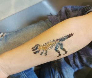 Engelhorn-Dinos-Basteln-Tattoos-0203.09.2022-72