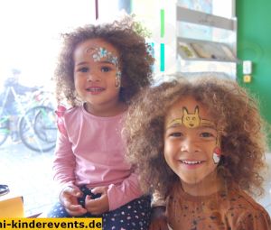 Facepainting-Kinofest-Kinocenter-Theaterhaus-Speyer-1011092022-11