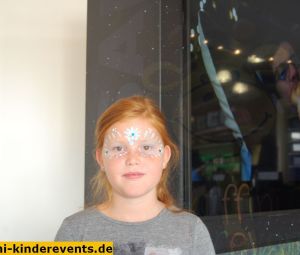 Facepainting-Kinofest-Kinocenter-Theaterhaus-Speyer-1011092022-13