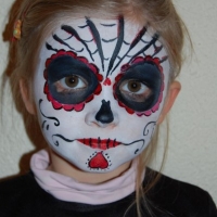 halloween-party-facepainting-2013-17