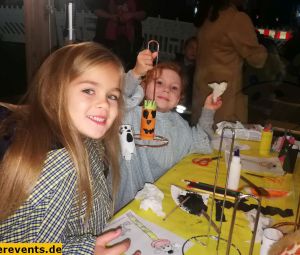 MVV-Nachbarschaftsoase-Halloween-Basteln-27102022-18