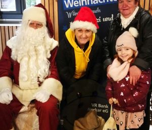 Nikolaus-Besuch_Adventsbasteln_Mannheim_2022-56