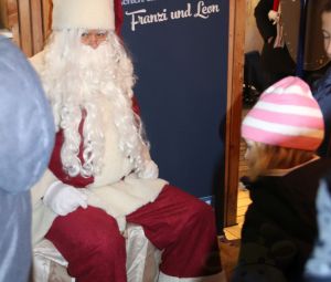 Nikolaus-Besuch_Adventsbasteln_Mannheim_2022-7