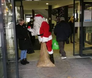 Weihnachtsmann-Ludwigshafen-Weihnachtsmarkt-19