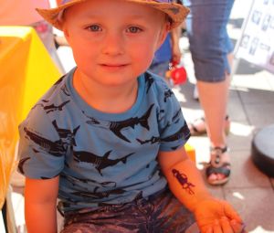 Rheinuferfest-Kinderschminken-Glotzer-Tattoos-2022-12