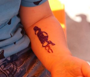 Rheinuferfest-Kinderschminken-Glotzer-Tattoos-2022-13