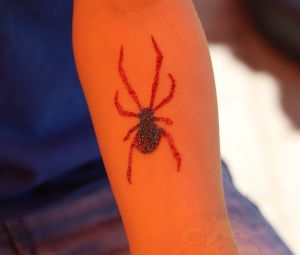 Rheinuferfest-Kinderschminken-Glotzer-Tattoos-2022-15