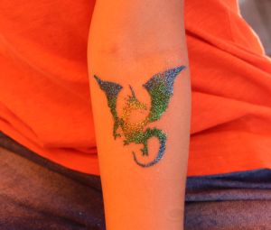 Rheinuferfest-Kinderschminken-Glotzer-Tattoos-2022-17